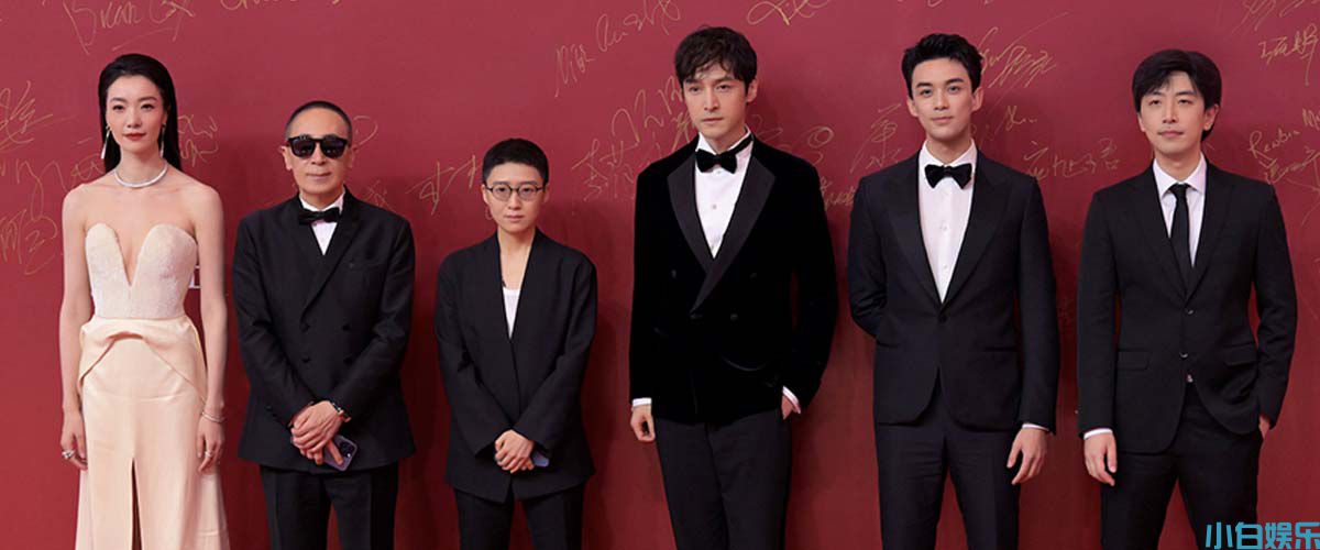 <b>电影《不虚此行》上影节首映 胡歌称自己被影片治愈</b>