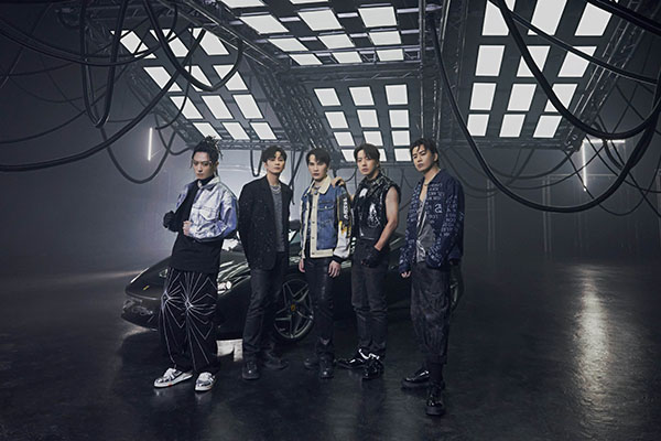 1715749464849731.jpg 2Energy最新霸气舞曲〈Here I Am〉MV 拍摄动用价值近两千万台币超级跑车作为Energy座驾.jpg