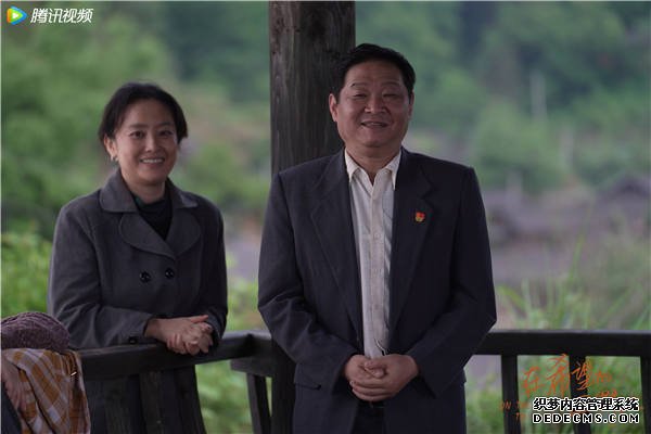 《在希望的田野上》收官 口碑热度齐飞尽显“年轻”主旋律新活力(图3) 《在希望的田野上》收官 口碑热度齐飞尽显“年轻”主旋律新活力(图3)